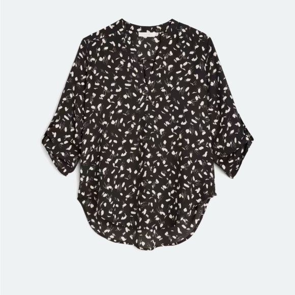 Lush Warren Split Neck Patterned Blouse. Size large - Picture 2 of 10